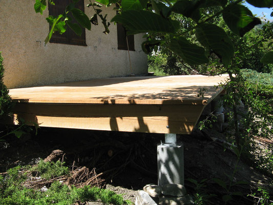 terrasse en melèze de pays