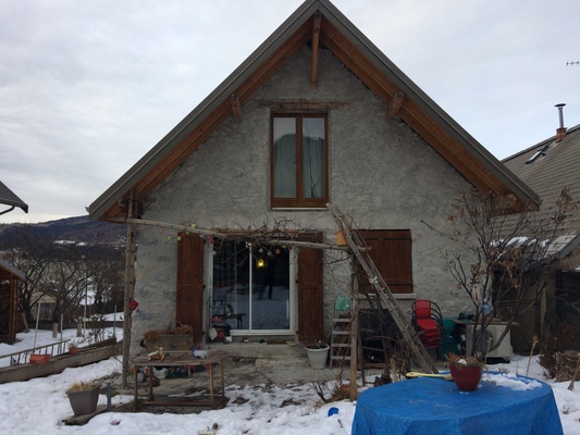 Balcon et prolongement en pergola sur terrasse bois
