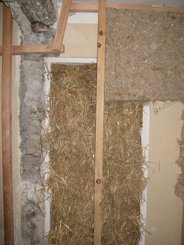 Isolation d'une maison de village a Chateauroux