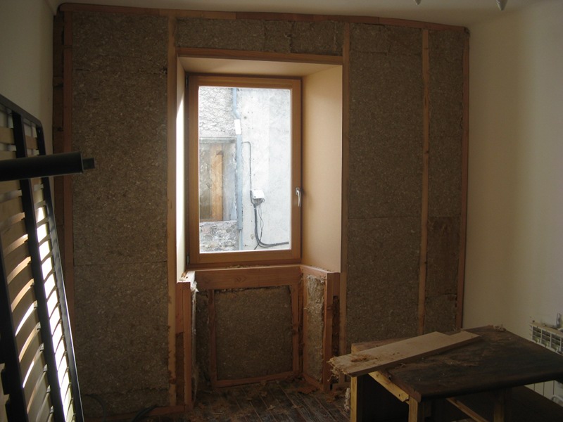Isolation d'une maison de village a Chateauroux