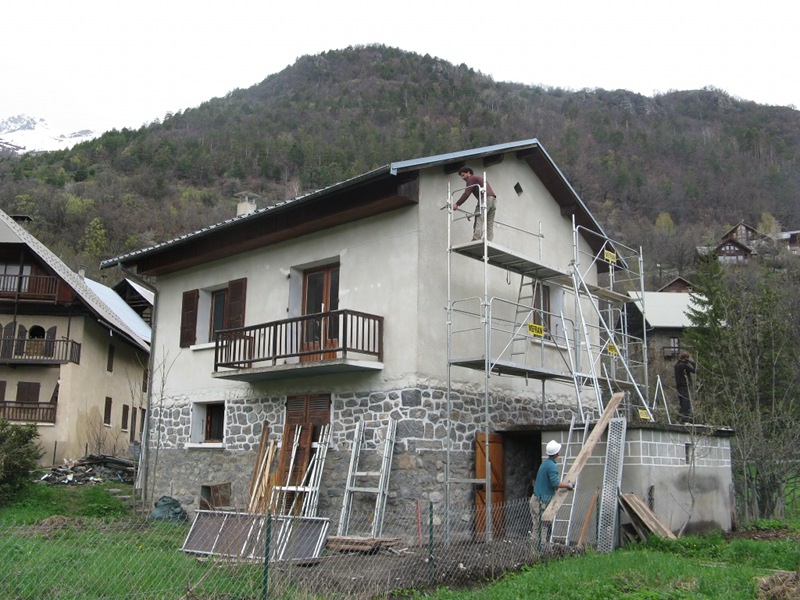 maison avant intervention d'isolation extérieure